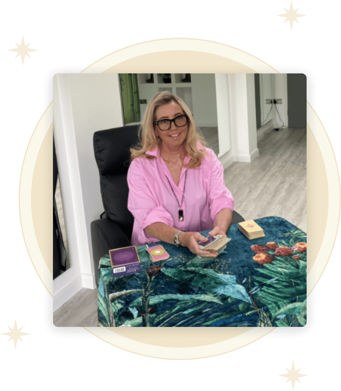 Mary Redmond working with tarot cards